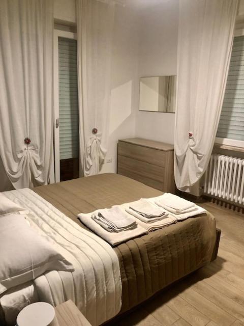 Appartamenti Villa Miramare リミニ エクステリア 写真